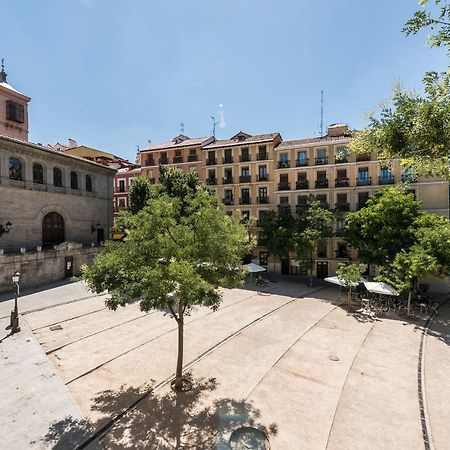 Appartamento Plaza Paja Arrendamiento De Temporada Madrid Esterno foto